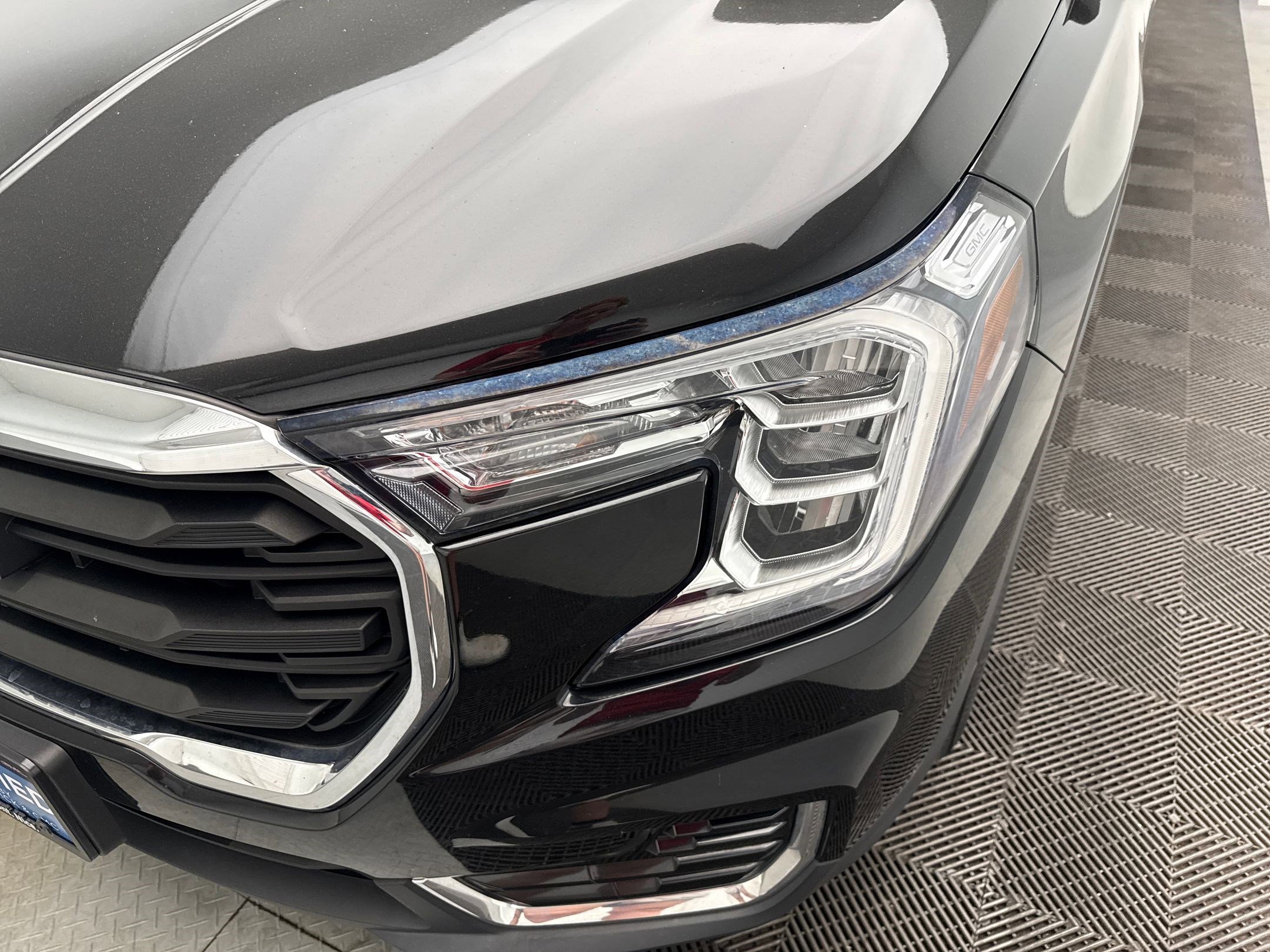 2022 Gmc Terrain SLE photo 28