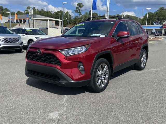 2021 Toyota RAV4 XLE Premium photo 5