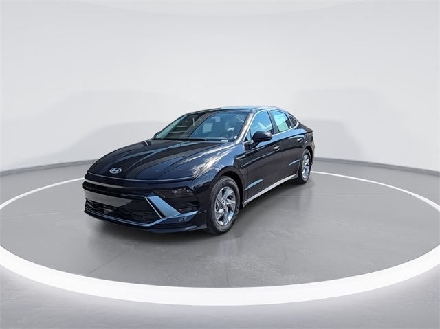 2025 Hyundai Sonata SE photo 4
