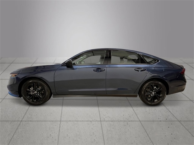 2025 Honda Accord SE photo 2