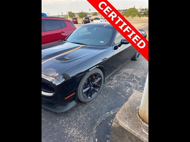 2023 Dodge Challenger GT photo 2
