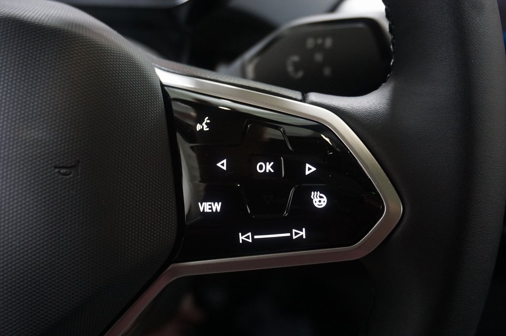 2025 Volkswagen ID.4 Pro Plus photo 24