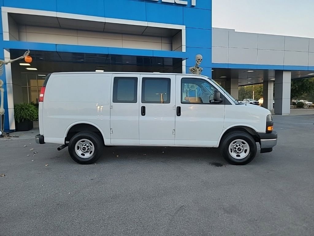 2023 Gmc Savana Cargo 2500 photo 5