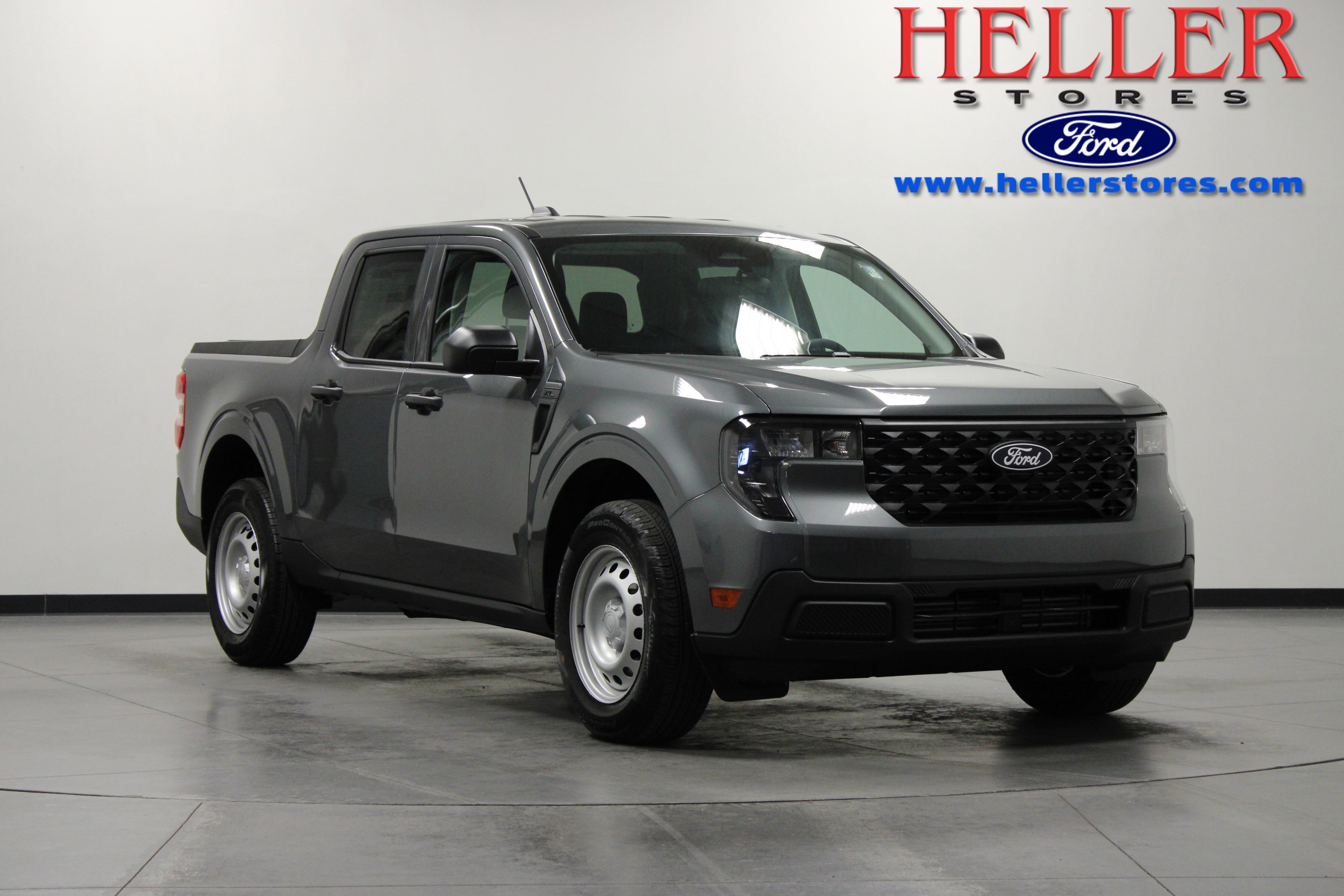 2025 Ford Maverick XL's photo