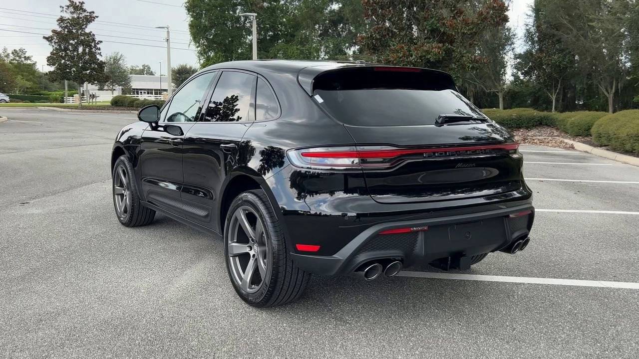 2026 Porsche Macan Base photo 6
