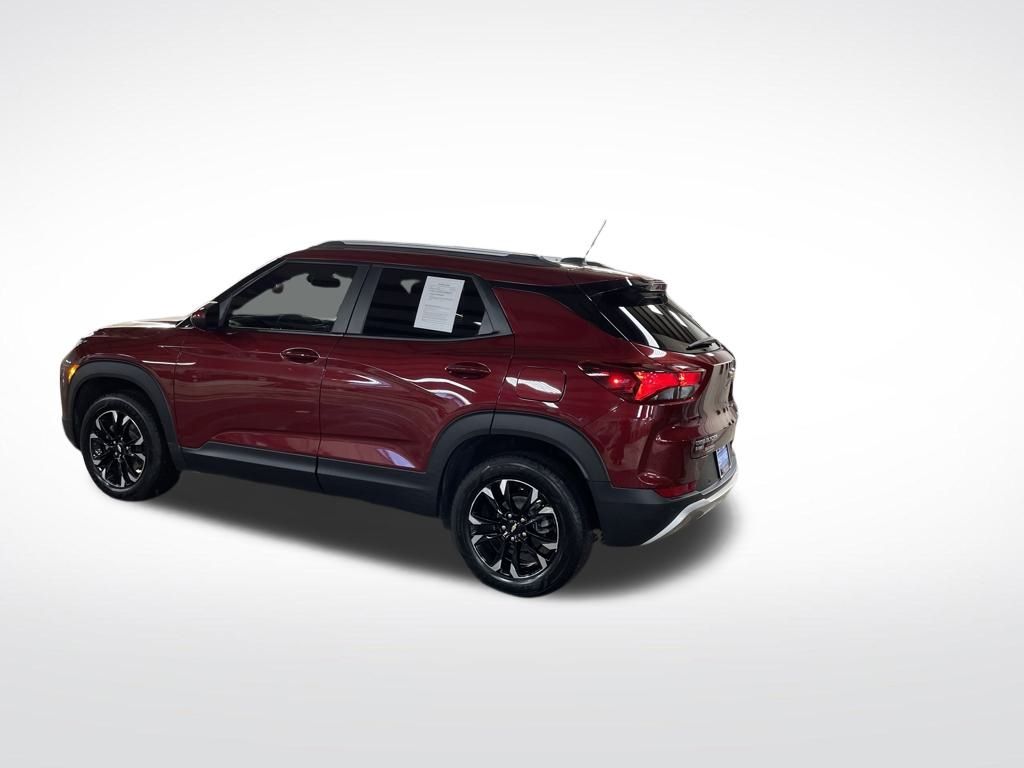 2022 Chevrolet Trailblazer LT photo 3
