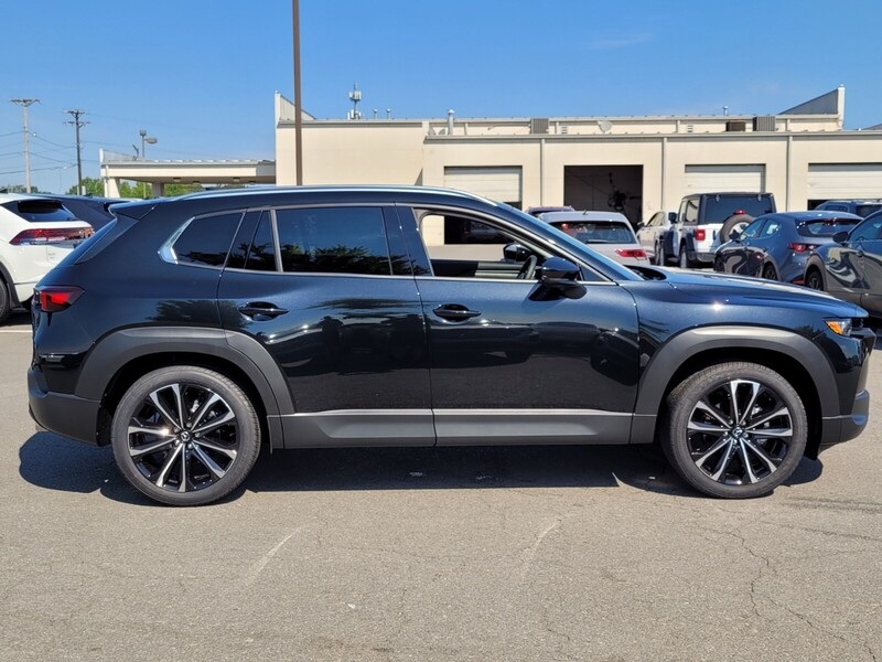 2025 Mazda CX-50 2.5 Premium Plus photo 2