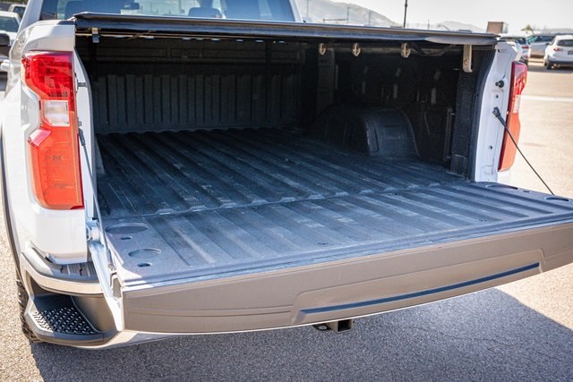 2022 Chevrolet Silverado 1500 LT photo 11