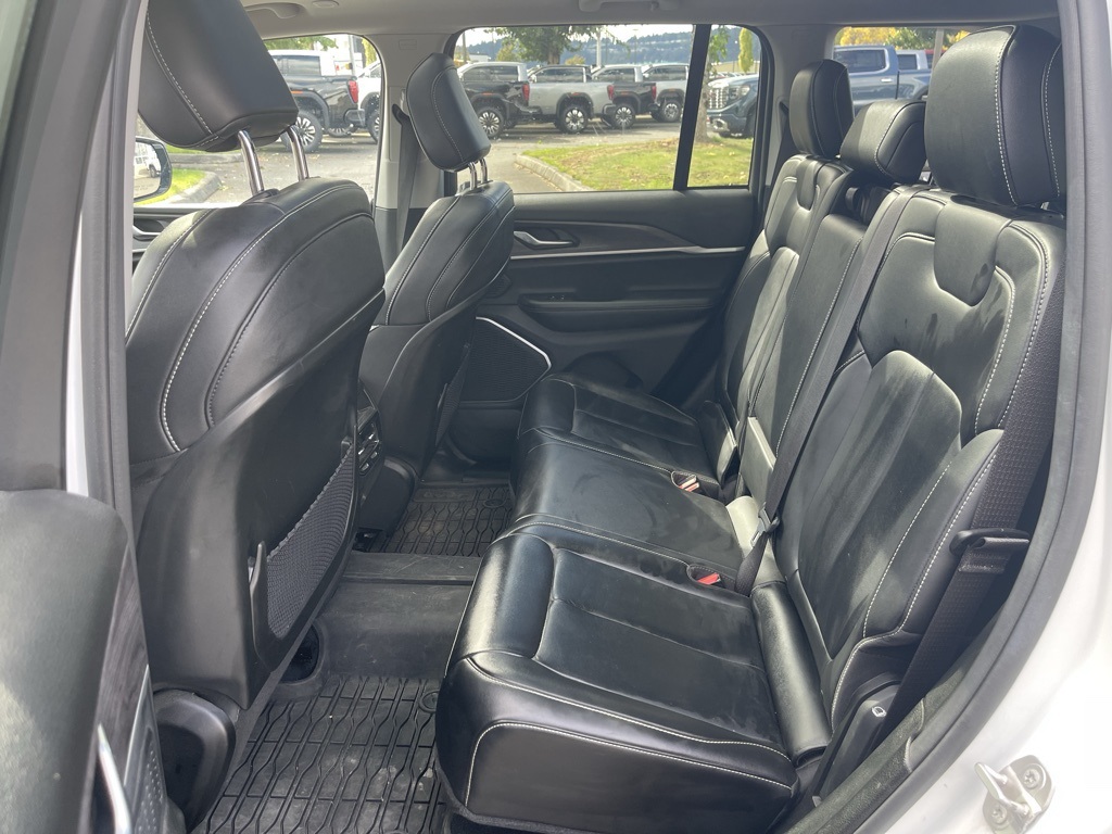 2022 Jeep Grand Cherokee Limited photo 9