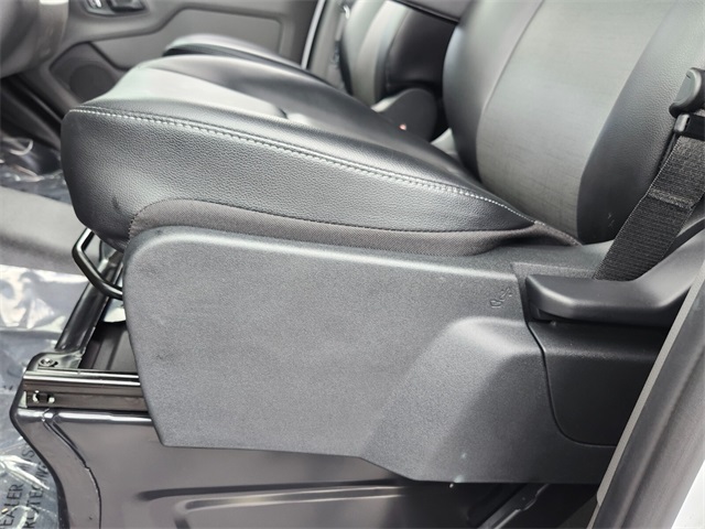 2024 Ford Transit photo 3