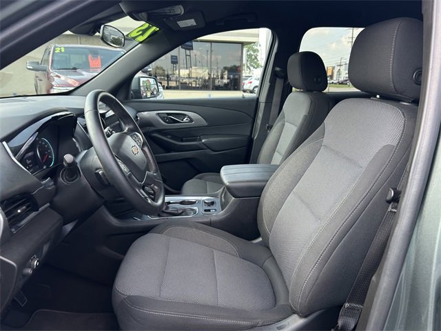 2023 Chevrolet Traverse Cloth photo 7