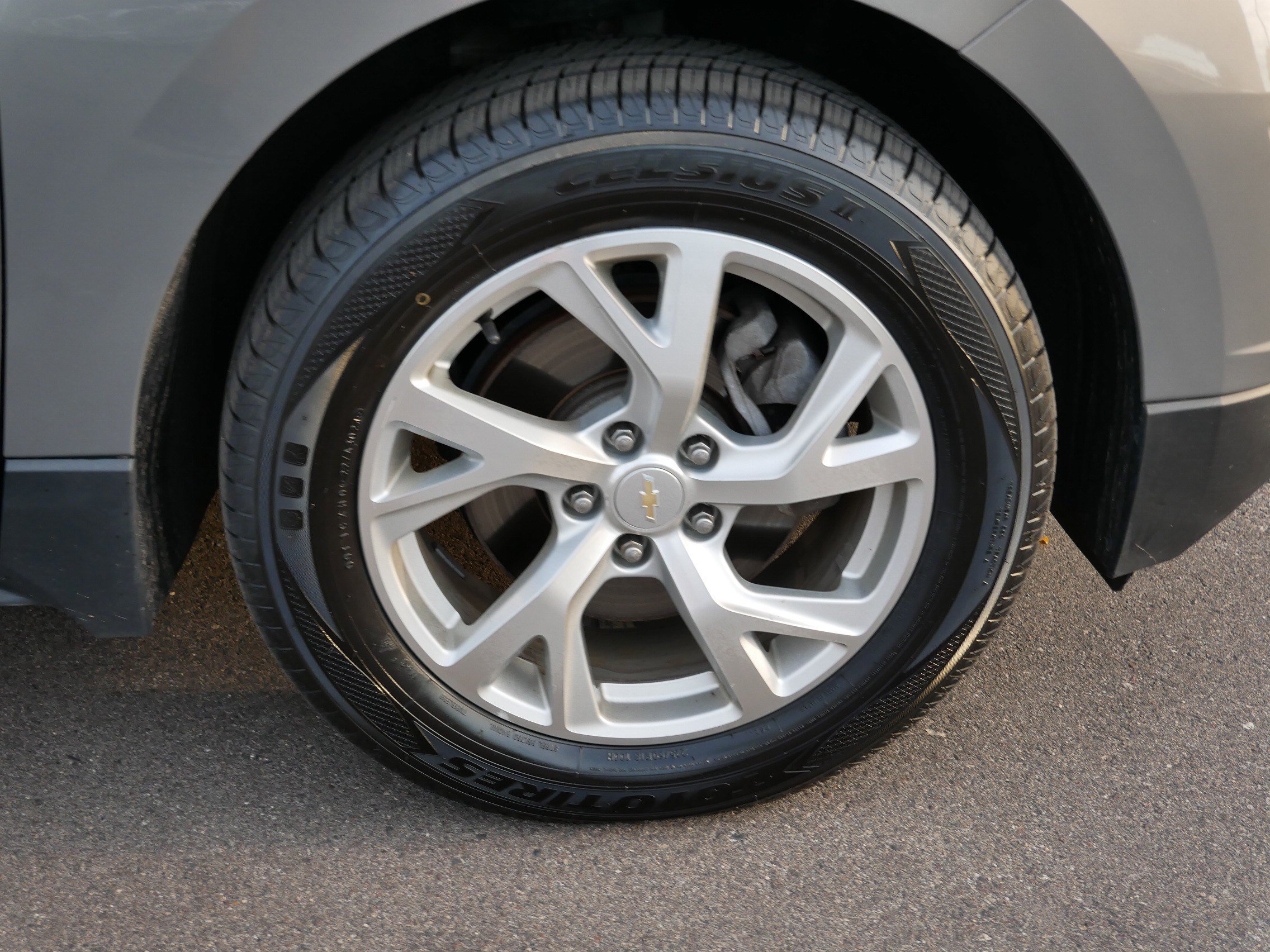 2018 Chevrolet Equinox LT photo 15