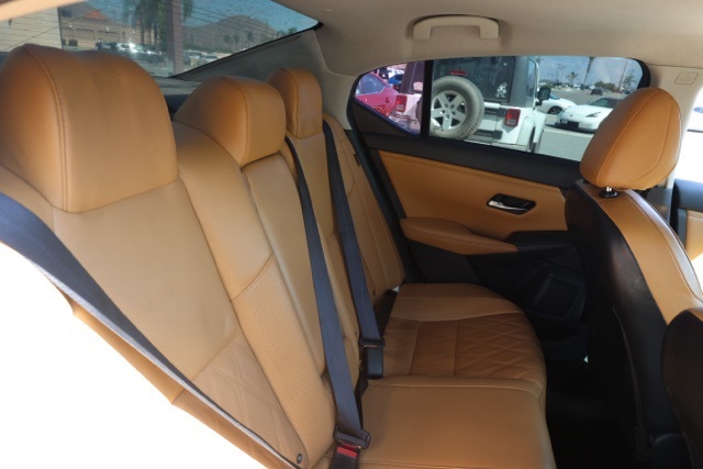 2022 Nissan Sentra SV photo 14