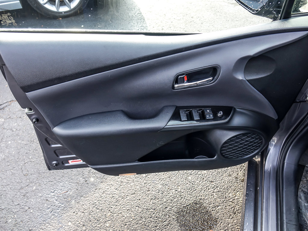 2019 TOYOTA PRIUS - Image 18