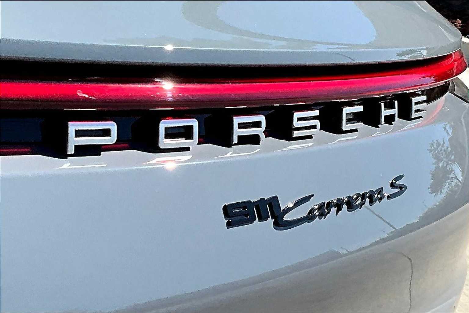 2024 Porsche 911 S photo 22