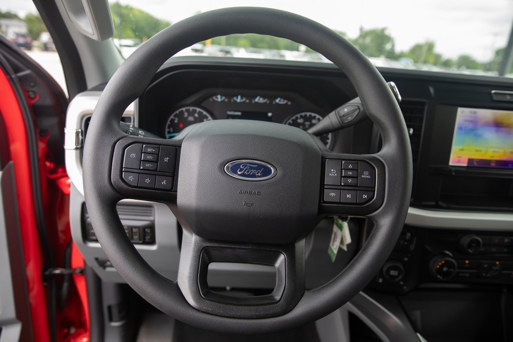 2025 Ford F-350 XLT photo 34