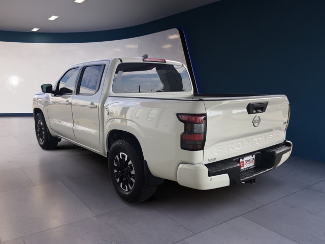 2024 Nissan Frontier Crew Cab SV photo 2