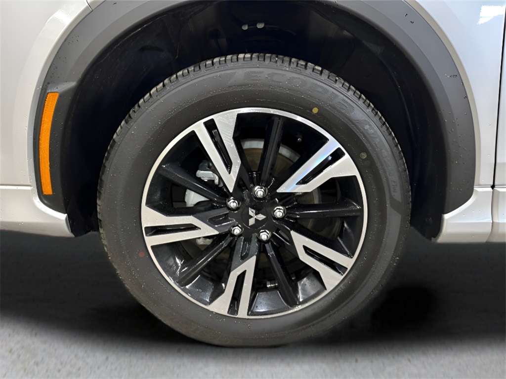 2025 Mitsubishi Eclipse Cross SEL photo 30