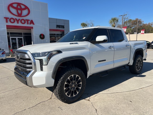 2026 Toyota Tundra Limited's photo