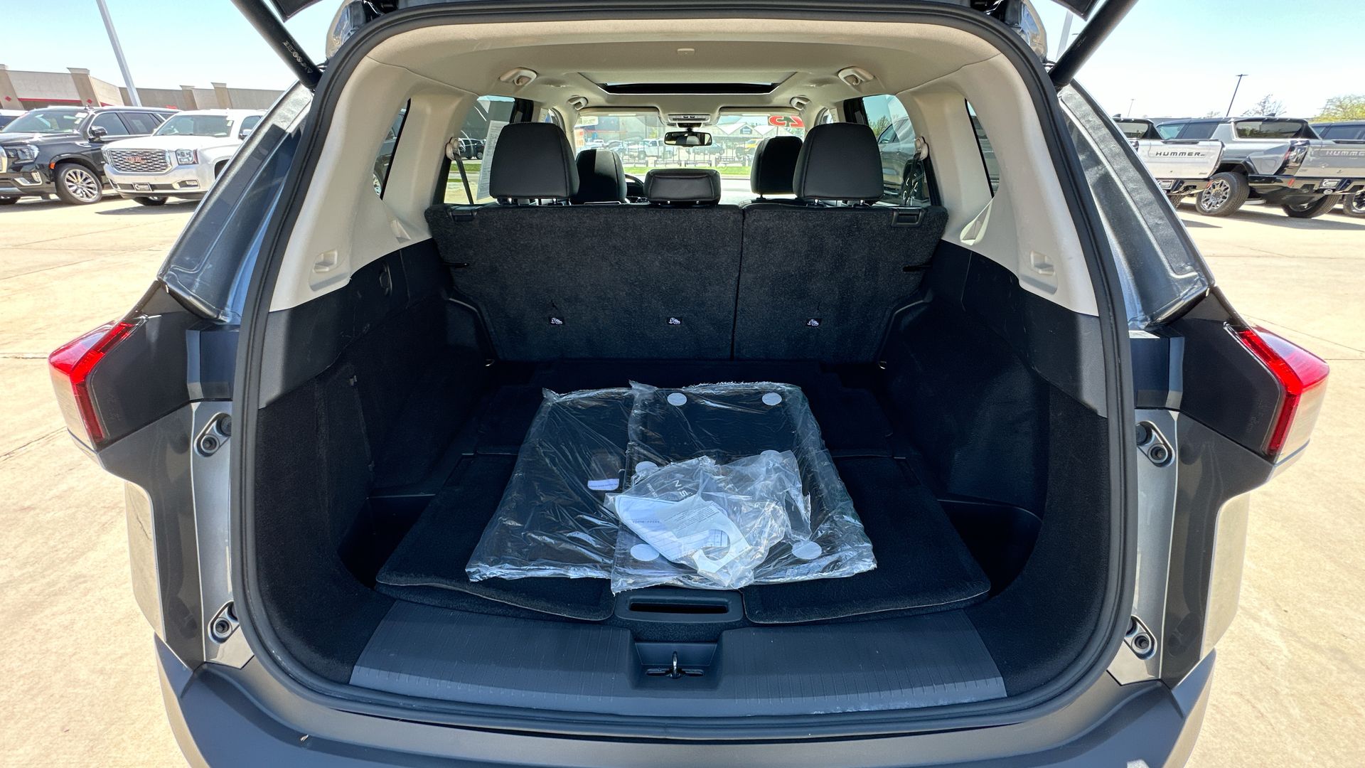 2023 Nissan Rogue SL AWD photo 24
