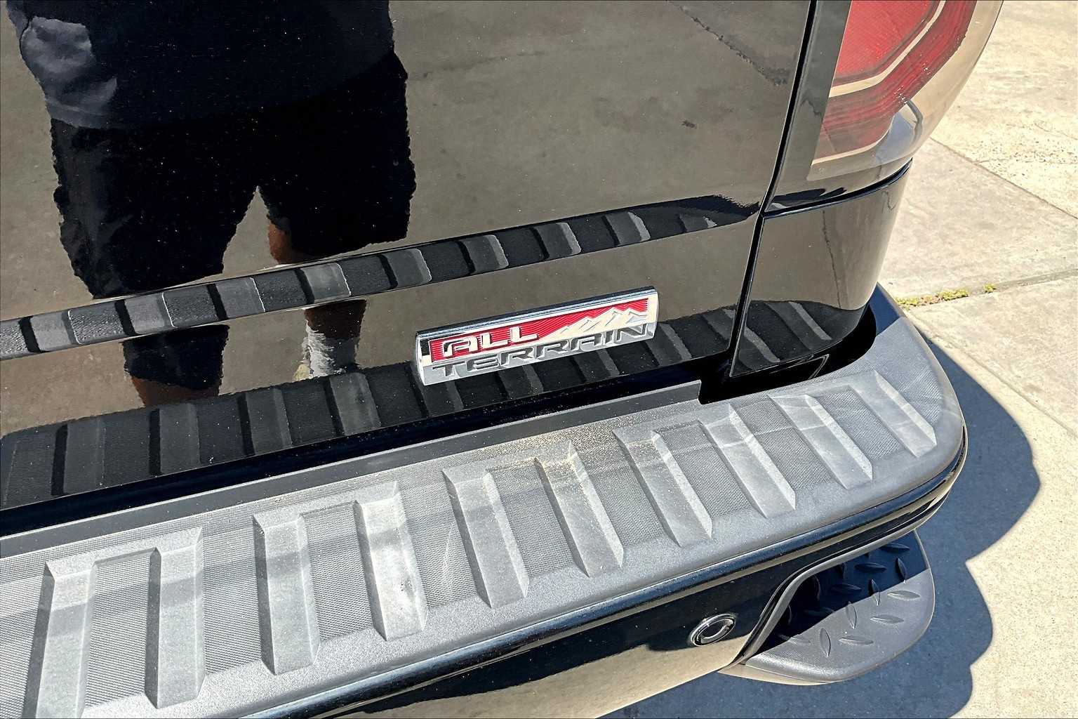 2017 Gmc Sierra 1500 SLT photo 9