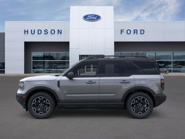 2025 Ford Bronco Sport Outer Banks photo 2