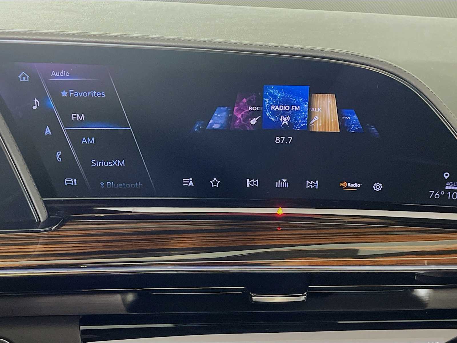 2023 Cadillac Escalade ESV Premium Luxury photo 13