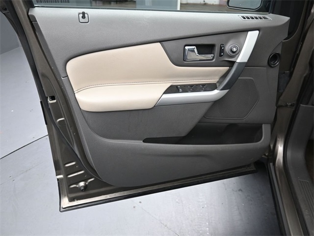 2014 Ford Edge SEL photo 19