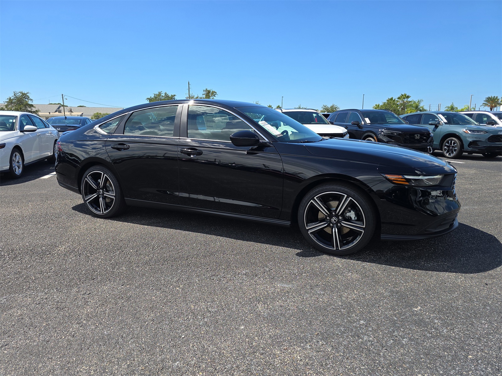 2025 Honda Accord Hybrid Sport photo 2