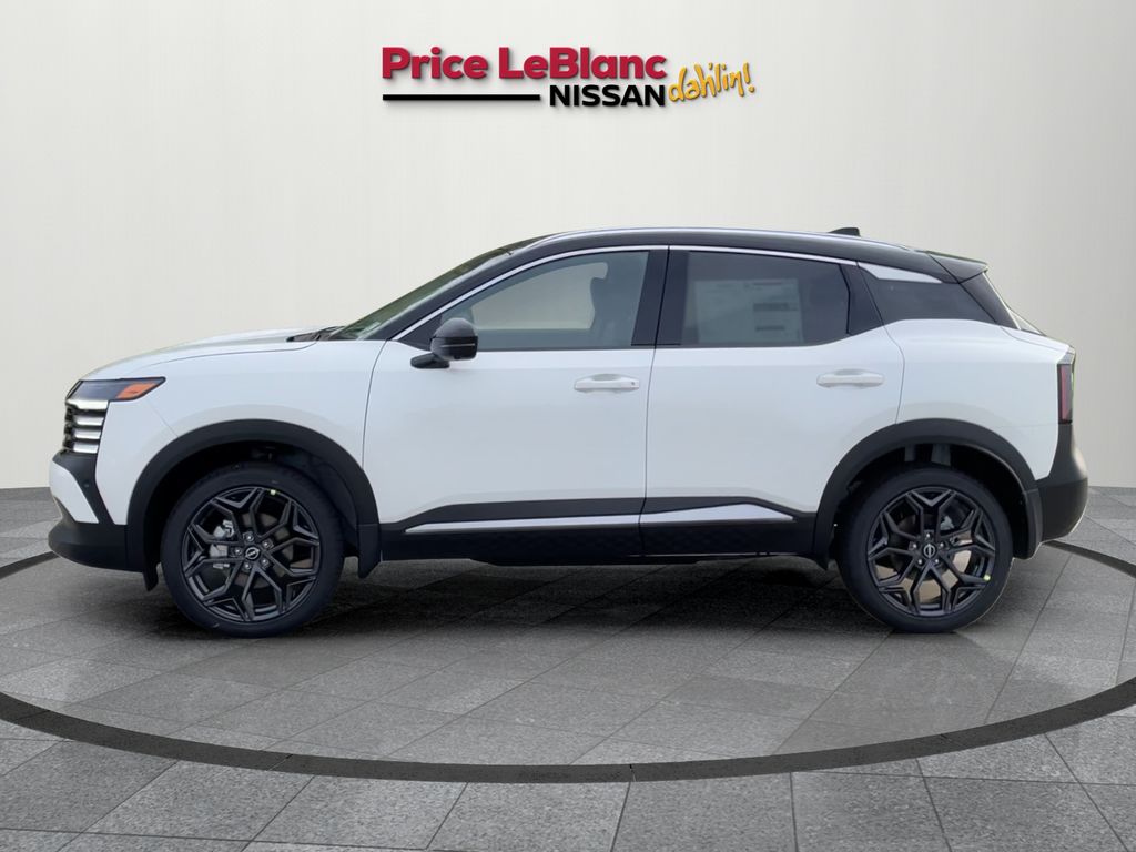 2025 Nissan Kicks SR photo 3