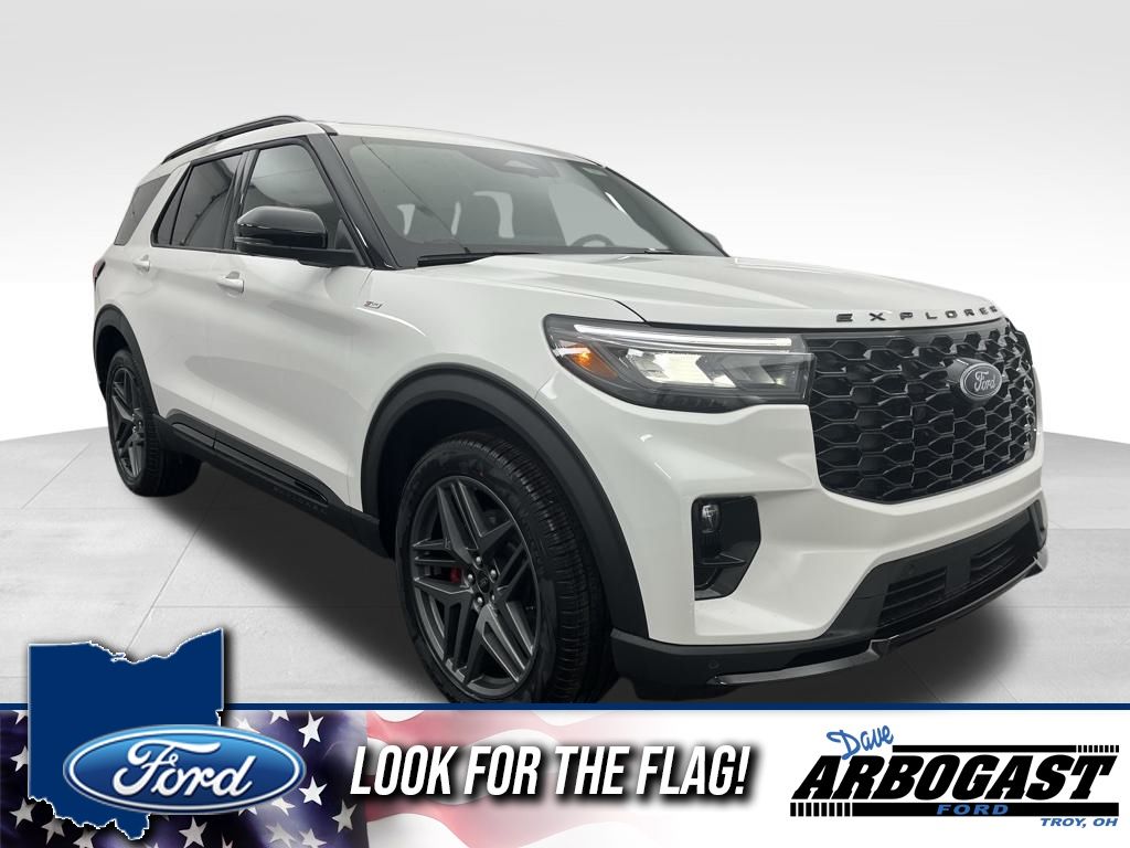 2026 Ford Explorer ST-LINE's photo
