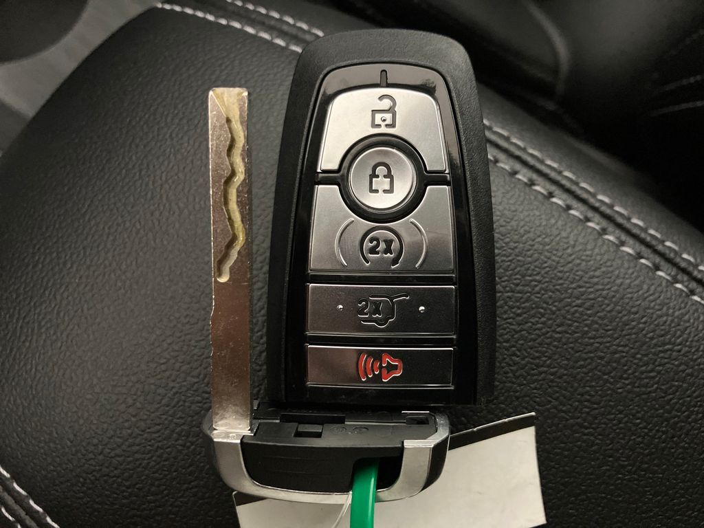 2025 Ford Escape Plug-In Hybrid Base photo 24