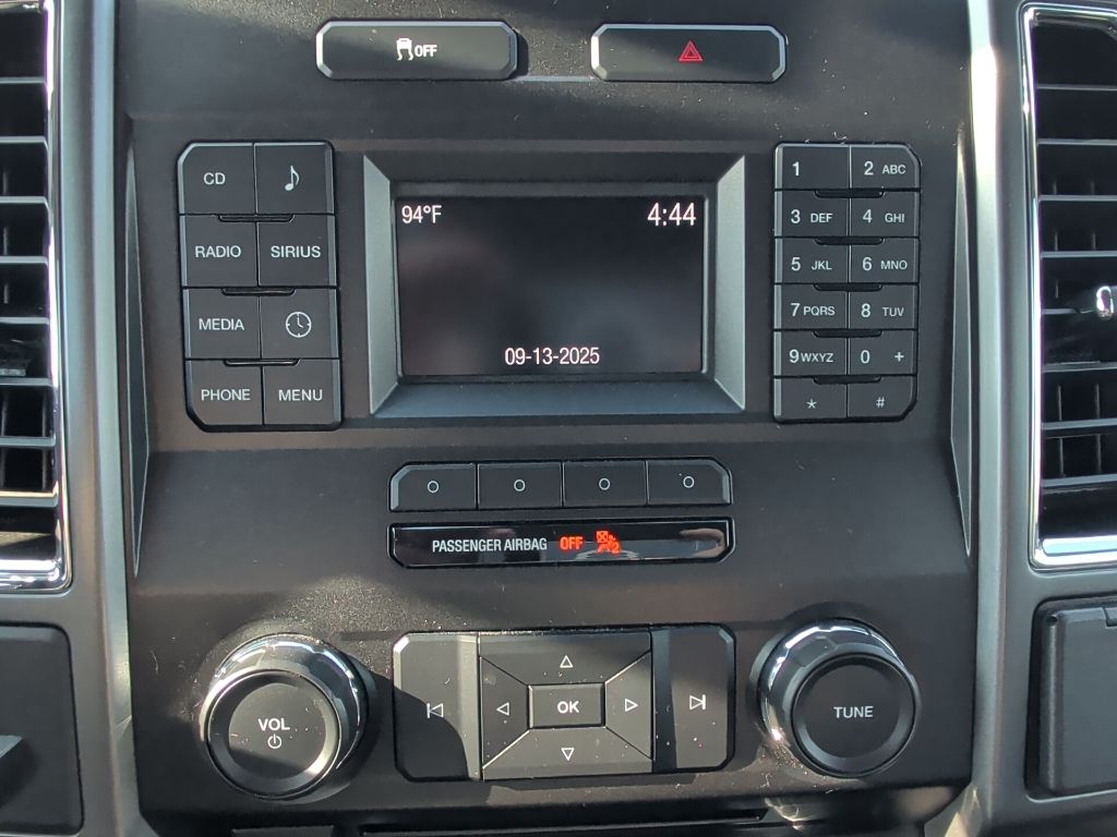 2017 Ford F-150 XLT photo 8