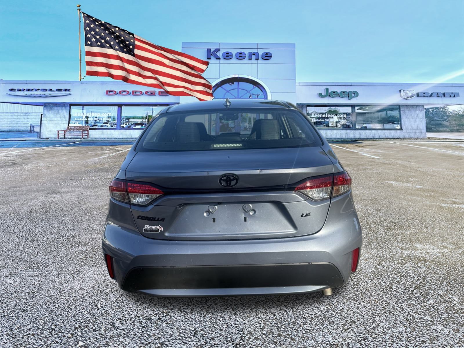 2022 Toyota Corolla LE photo 6