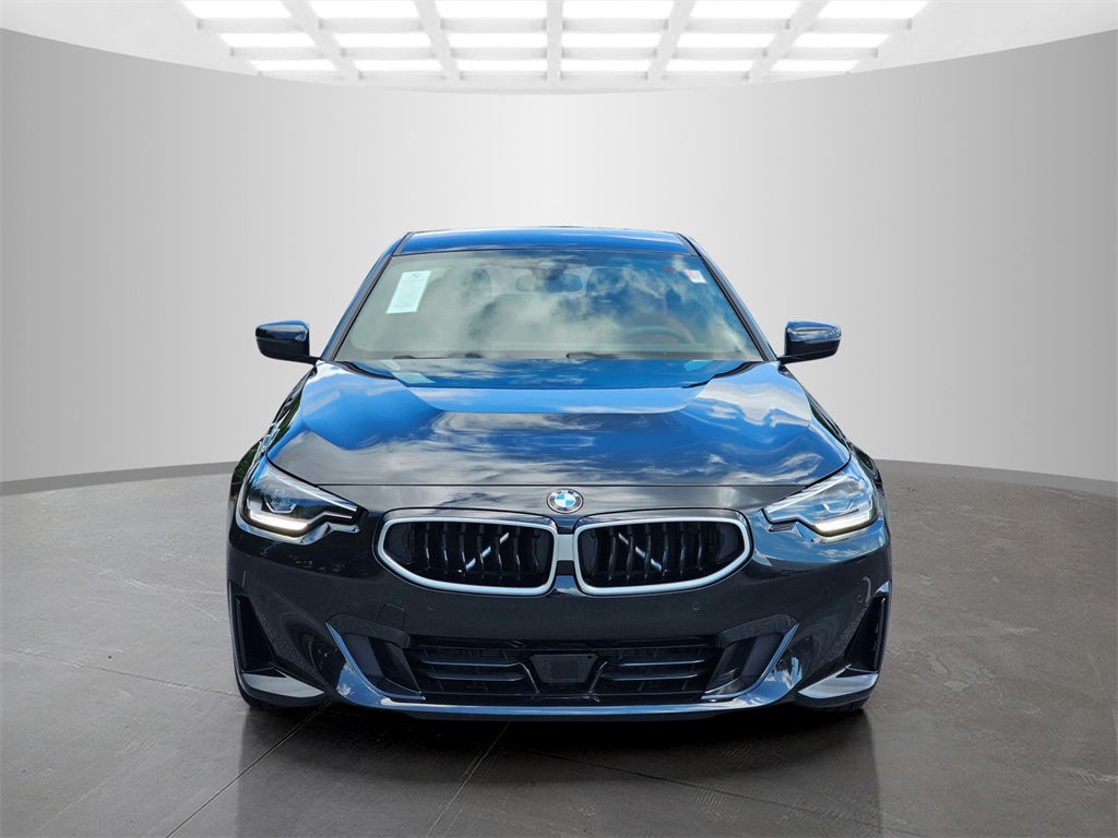 2025 Bmw 230i photo 2