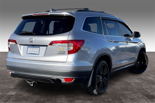 2022 Honda Pilot Special Edition photo 2