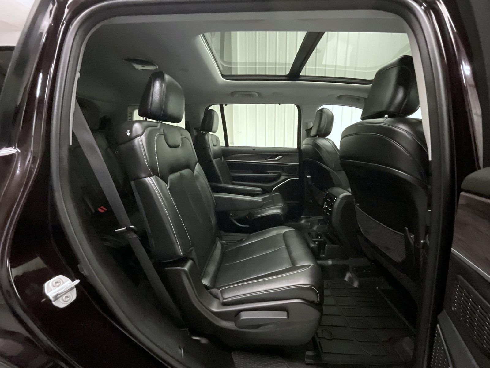 2022 Jeep Grand Cherokee Limited photo 16