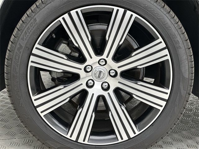 2021 Volvo XC90 T6 Inscription photo 2