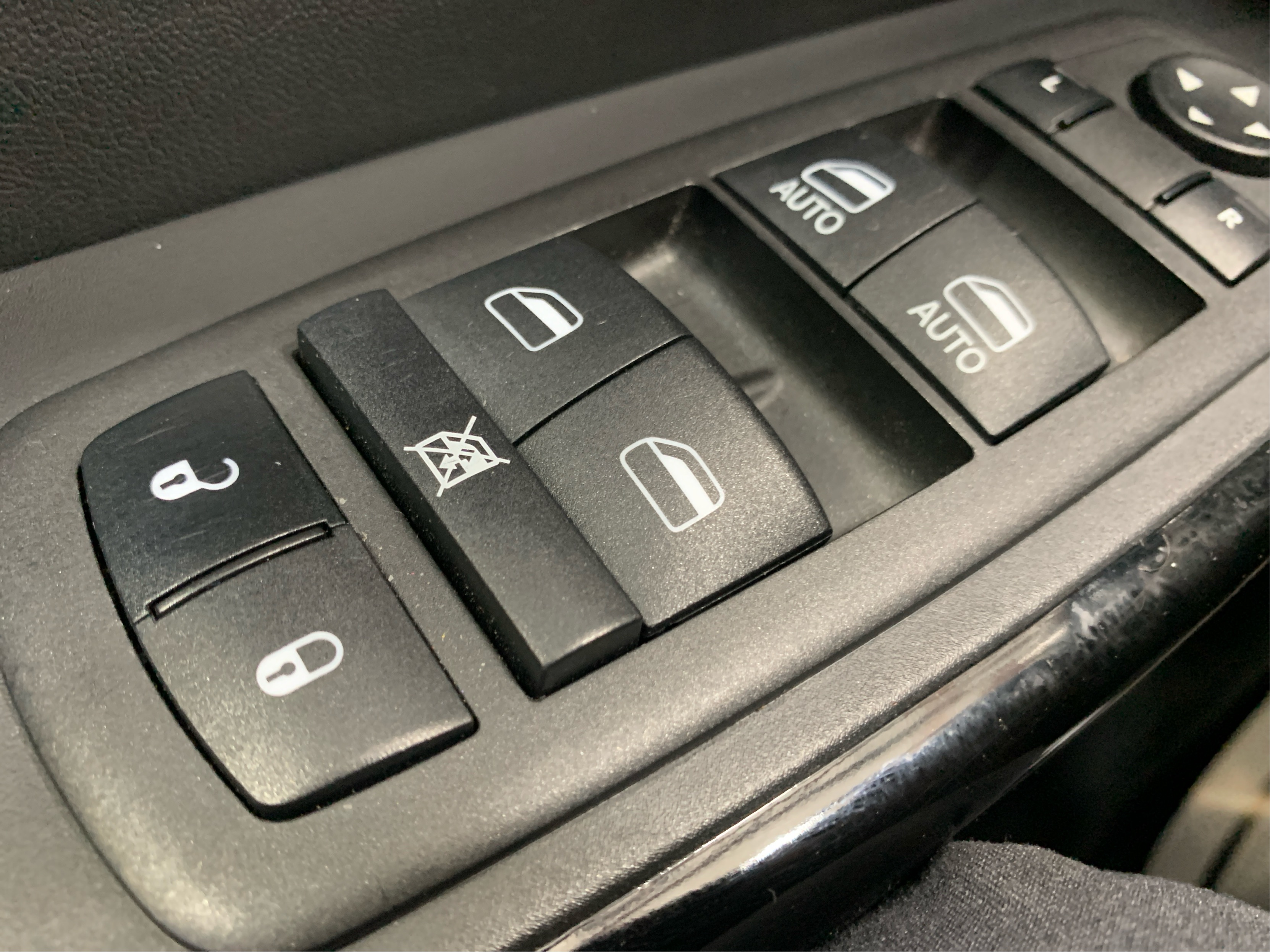 2023 Jeep Cherokee Altitude photo 10