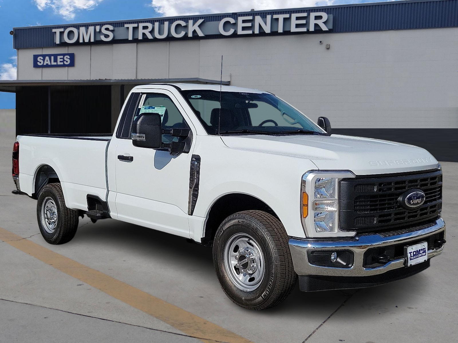 2026 Ford F-250 Super Duty XL's photo