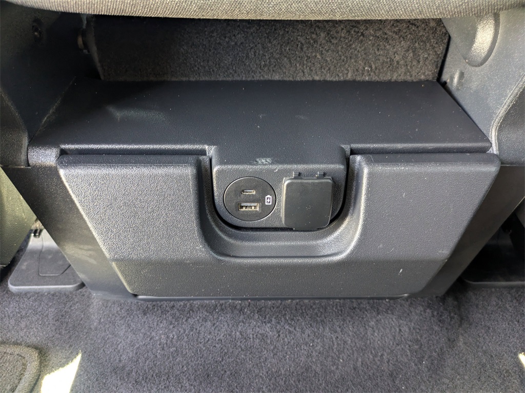 2023 Ford F-150 XLT photo 12