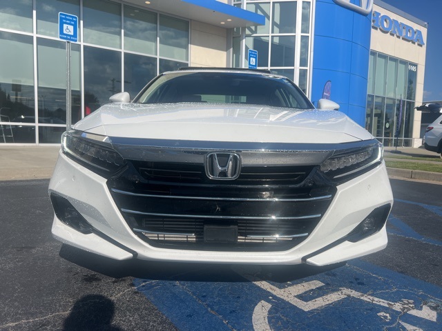 2022 Honda Accord Touring 2.0T photo 3
