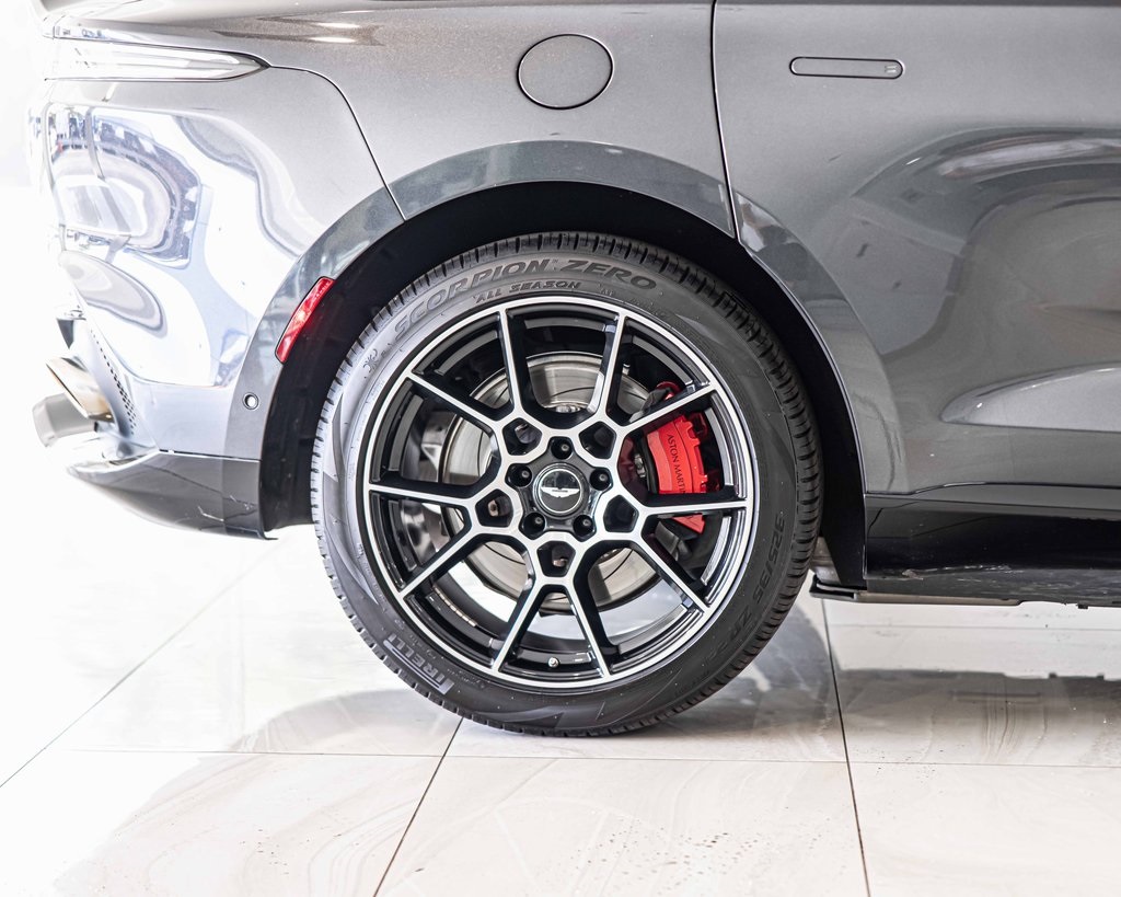 2021 ASTON MARTIN DBX - Image 11