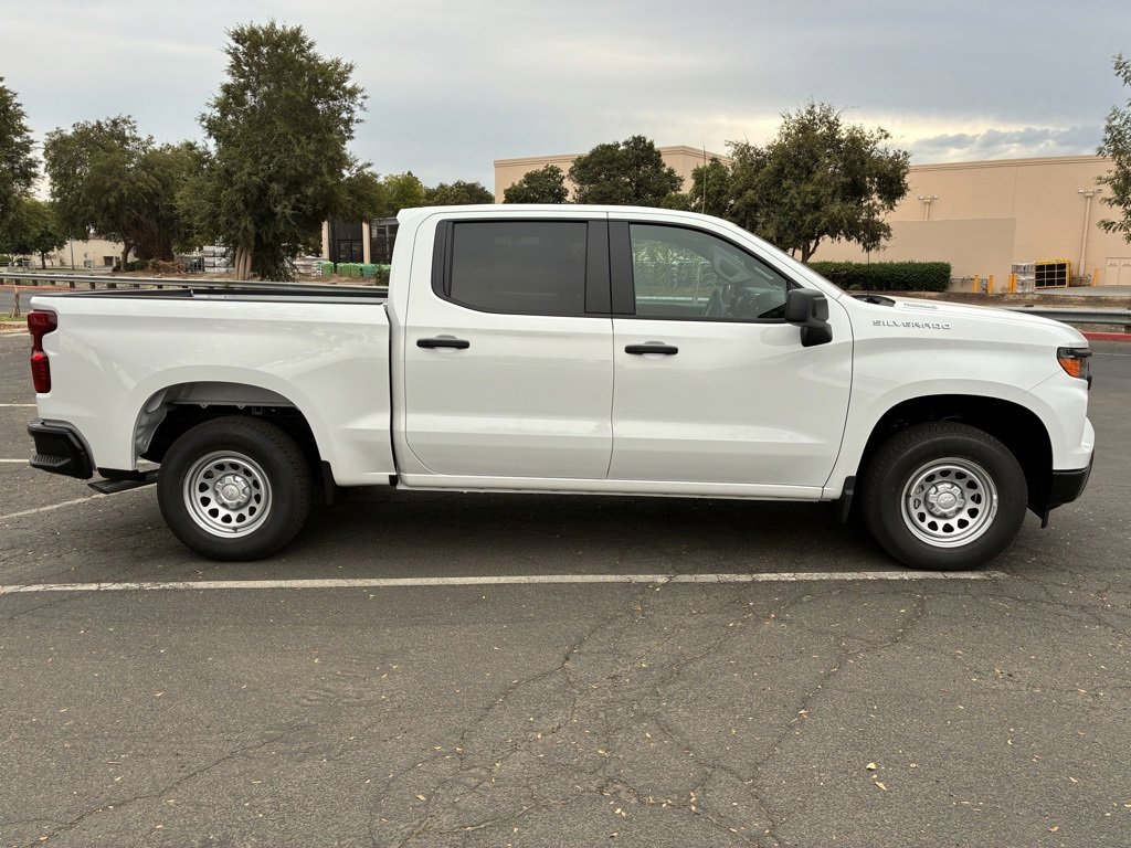 2026 Chevrolet Silverado 1500 photo 2