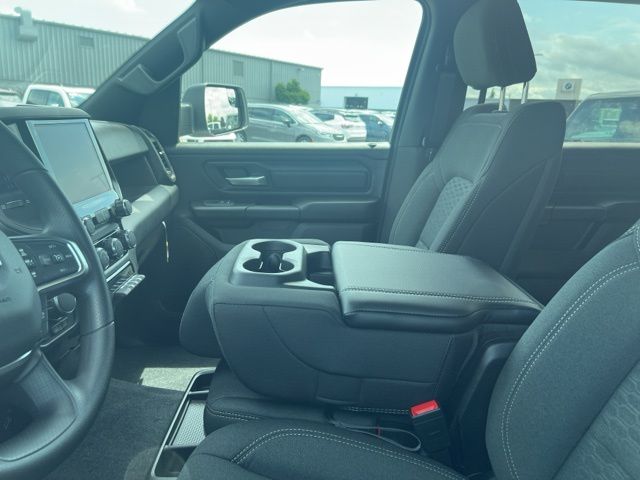 2026 Ram 1500 Tradesman photo 7
