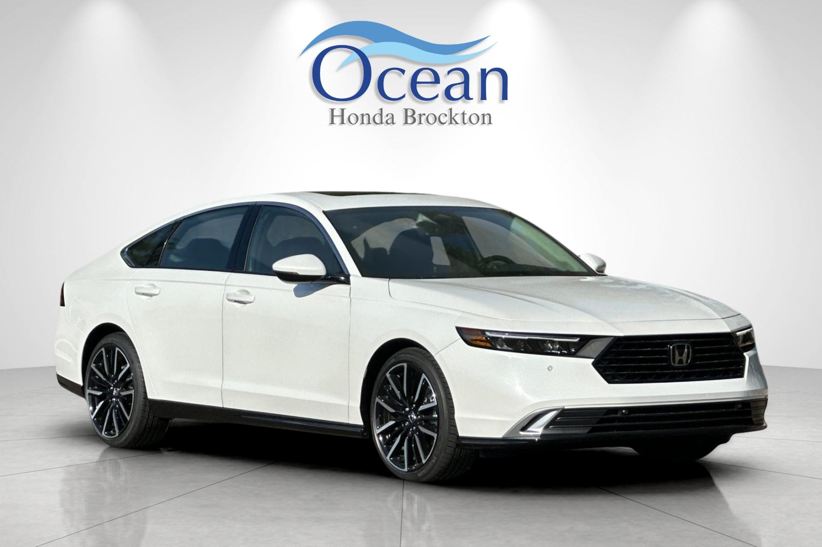 2025 Honda Accord Hybrid Touring photo 30