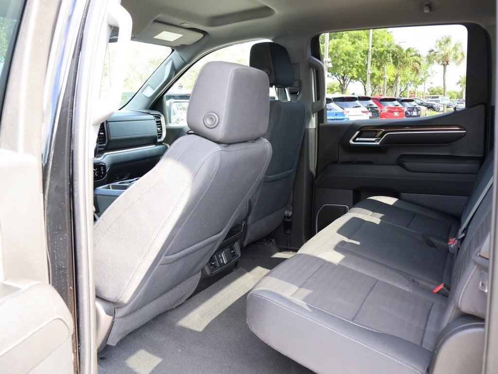 2023 Chevrolet Silverado 1500 LT photo 26