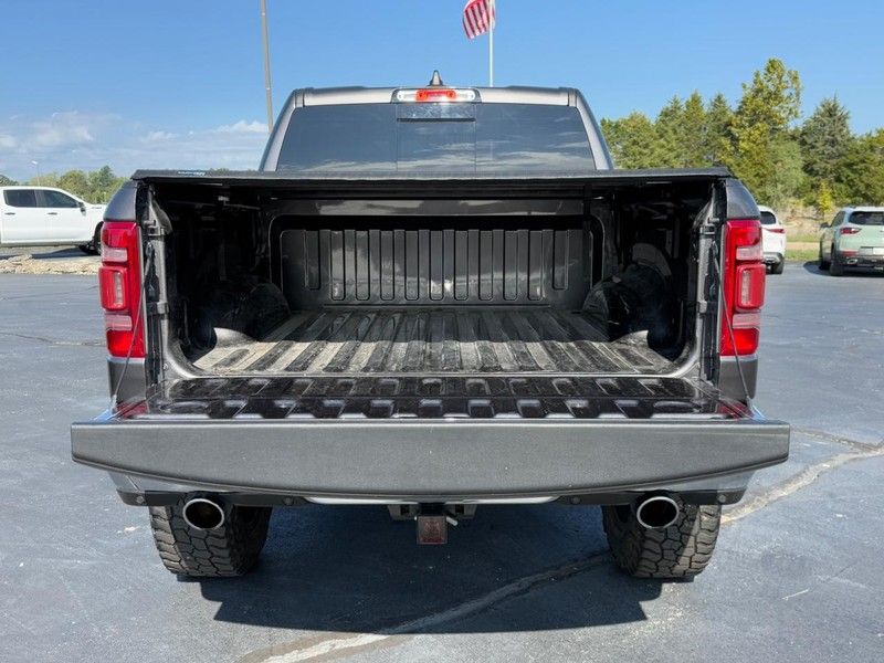 2023 Ram 1500 Laramie photo 4