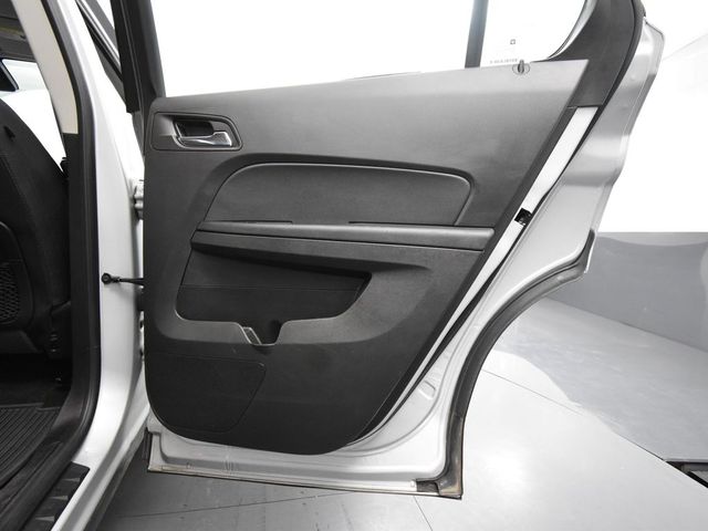 2014 Chevrolet Equinox LS photo 30