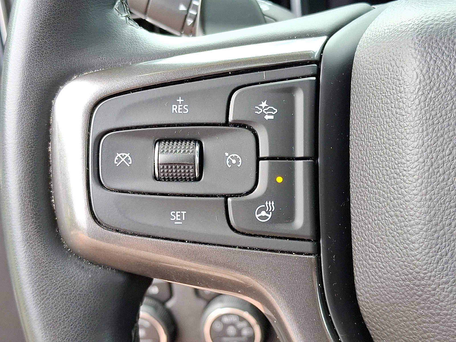 2023 Chevrolet Silverado 1500 High Country photo 21
